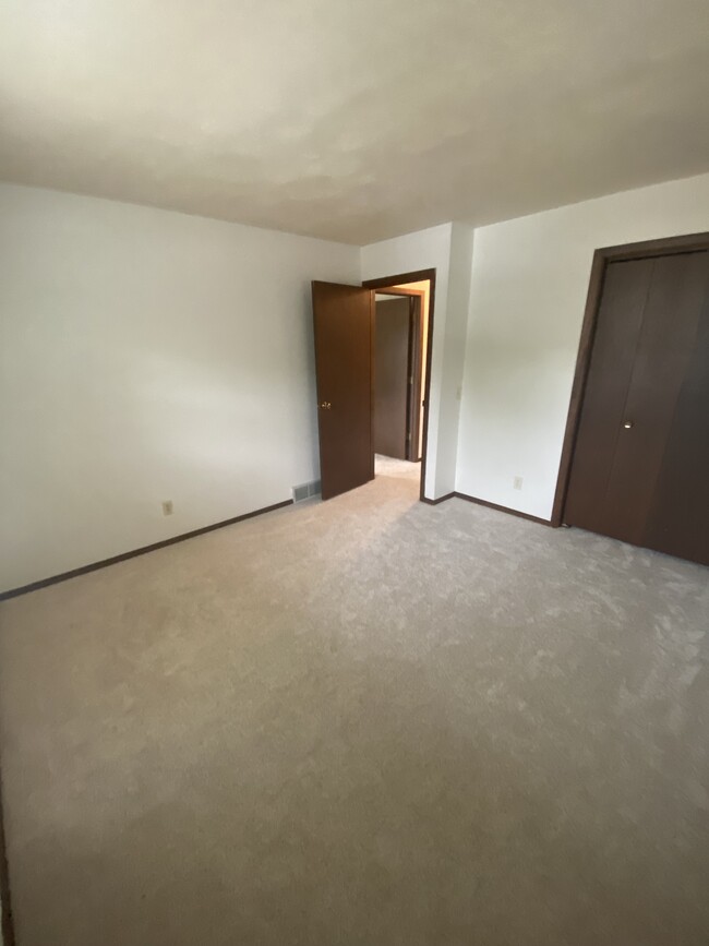 Back bedroom with single closet - 2912 12th St S