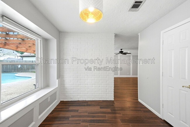 Building Photo - 20646 Prince Creek Dr