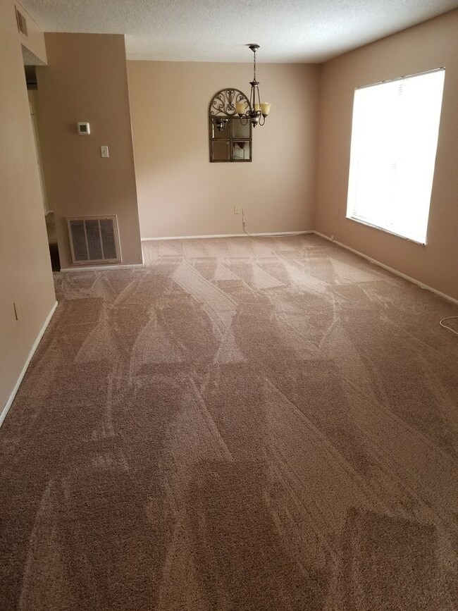 Building Photo - CONDO NEAR USF!