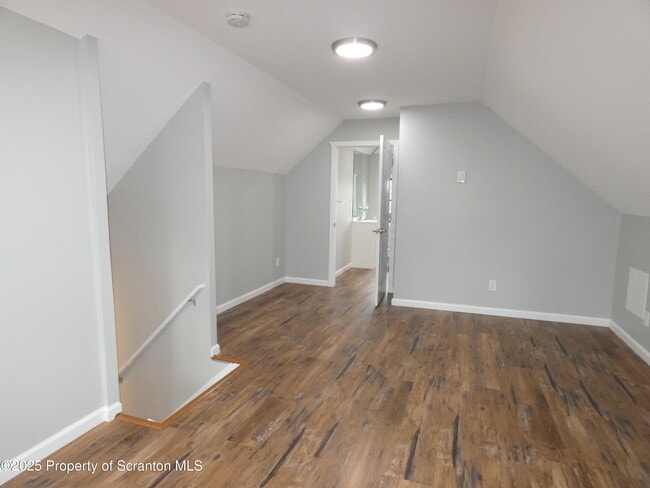 Building Photo - 620 Sanderson Ave