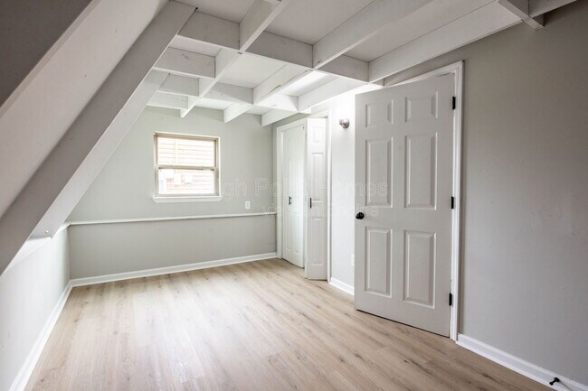 Building Photo - 90 Park St