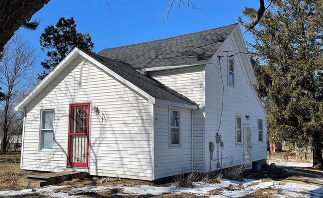 Building Photo - 5602 Miller Creek Rd
