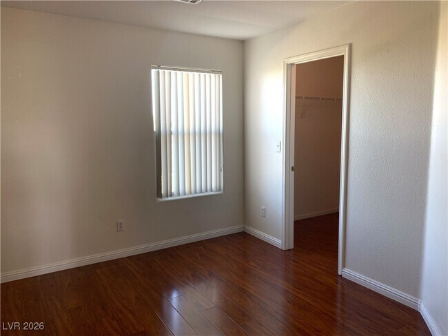 Building Photo - 916 Coral Aloe St