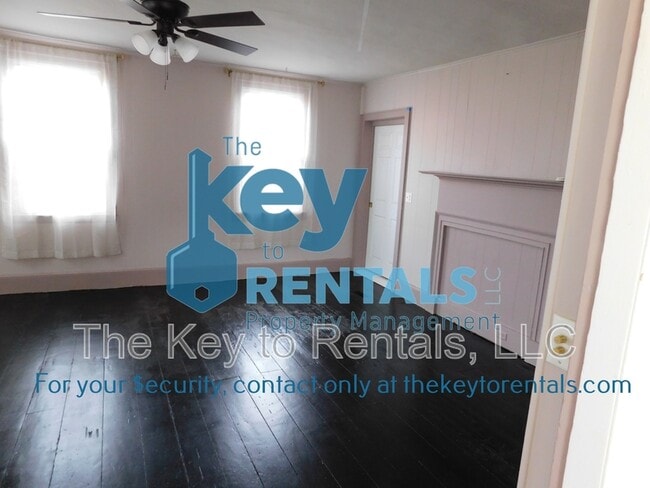 Building Photo - 321 N Main St