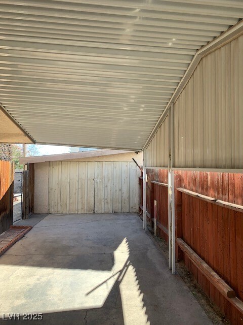 Building Photo - 5609 Evergreen Ave