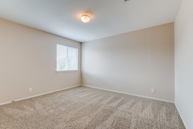 Building Photo - 4-BEDROOM IN SPRING VISTAS, NORTHSIDE I.S.D.