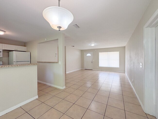 Building Photo - 284 17th St NE