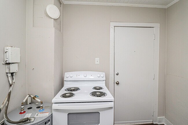 Building Photo - New Bern 505