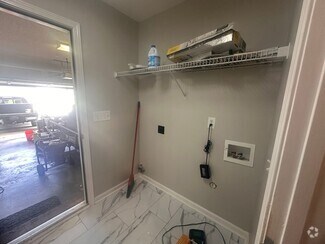 Building Photo - 3 Bed 2 Bath Brick Home in Northchase