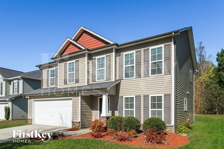 Building Photo - 1647 Crestlawn Tl