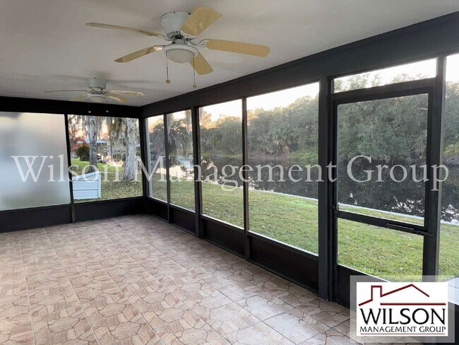 Building Photo - 1420 Flamingo Dr