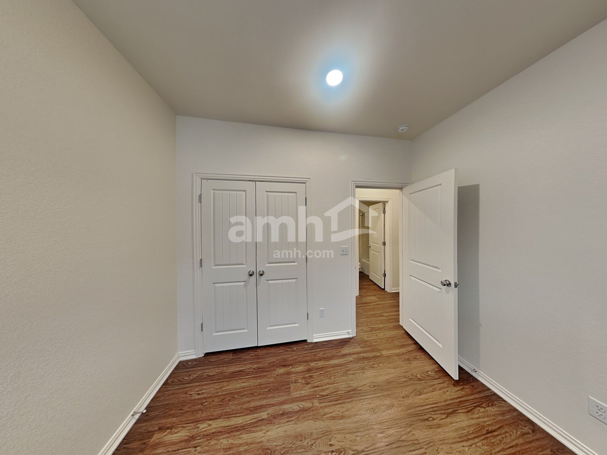 Building Photo - 2718 Wolfcreek