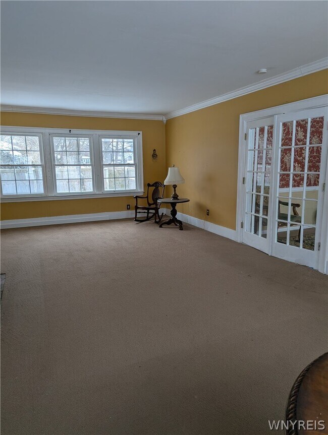 Building Photo - 5722 Buffalo Ave