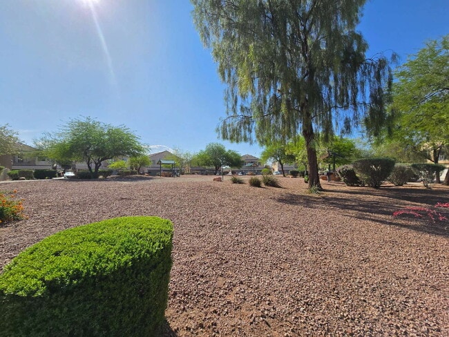 Building Photo - Gated Community Townhome 2 bedroom, 2 bathroom, 1 car garage