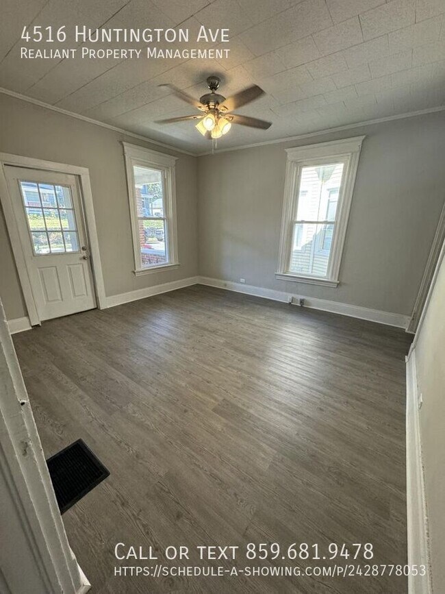 Building Photo - 4516 Huntington Ave