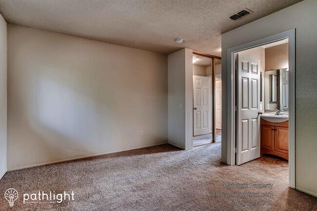 Building Photo - 3528 Granby Dr