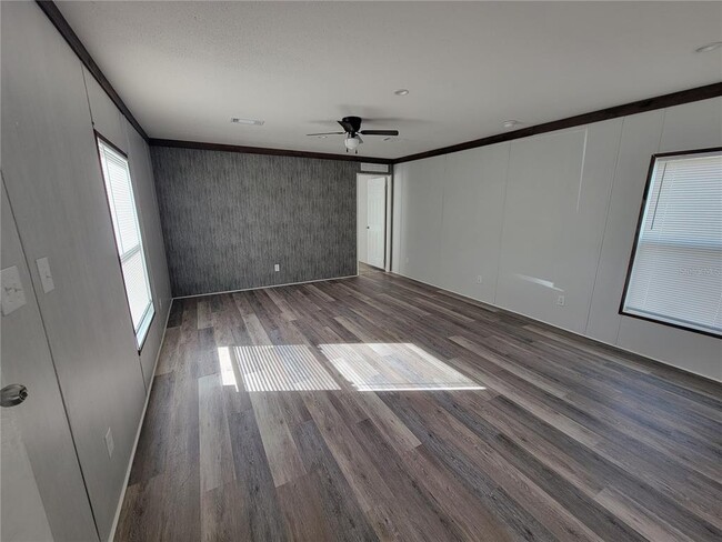 Building Photo - 18303 SE 20th Pl