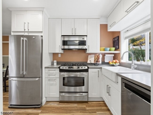 Building Photo - 1 Mountain Ave