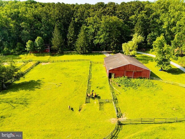 Building Photo - 2101 Tufton Ave