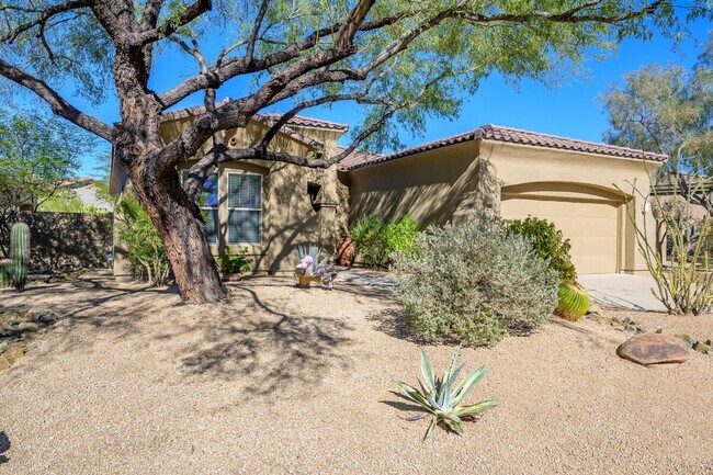 Building Photo - 7410 E Russet Sky Dr