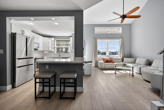 Building Photo - 805 Mainsail Cir