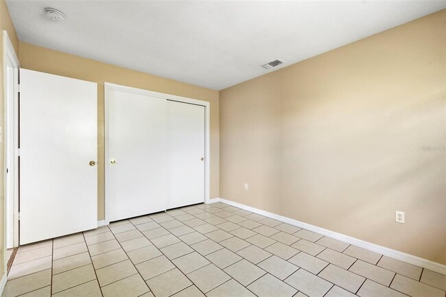 Building Photo - 3052 Park Ln