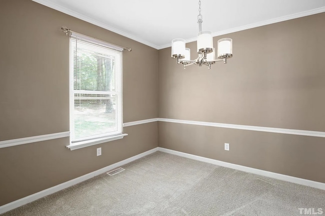 Building Photo - 105 Lone Tree Ct