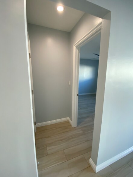 Building Photo - 4660 Kester Ave