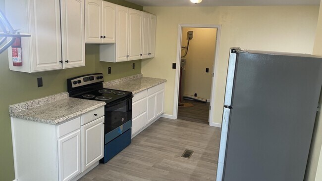 Building Photo - 508 Third St