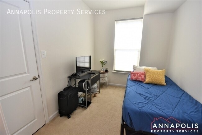 Building Photo - 7737 Duncannon Ln