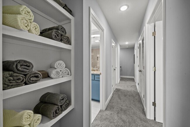 Building Photo - 508 Watauga Ave