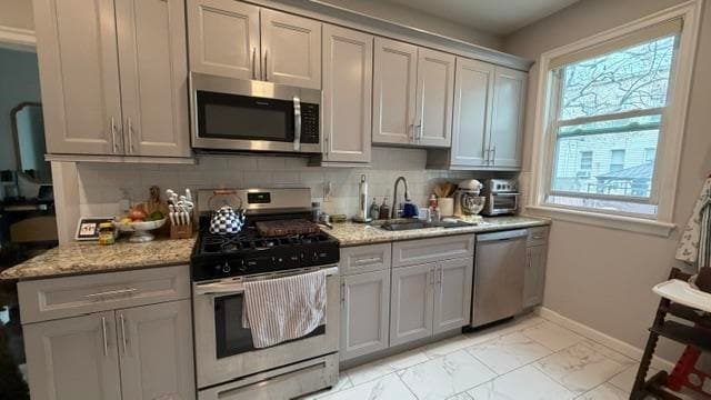 Building Photo - 224 Highpoint Ave