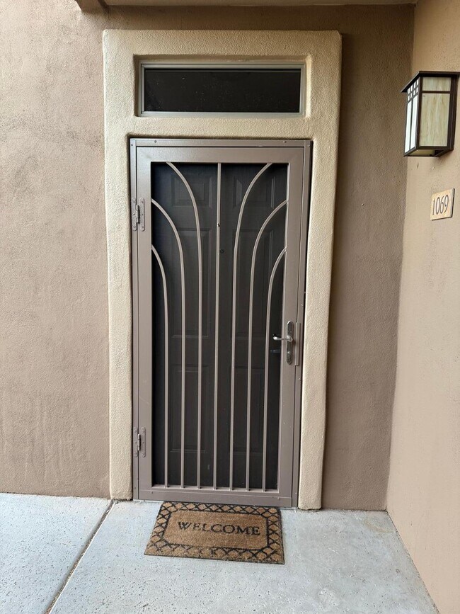 Building Photo - 20100 N 78th Pl