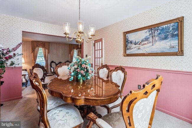 Building Photo - 10902 Valley Brook Dr