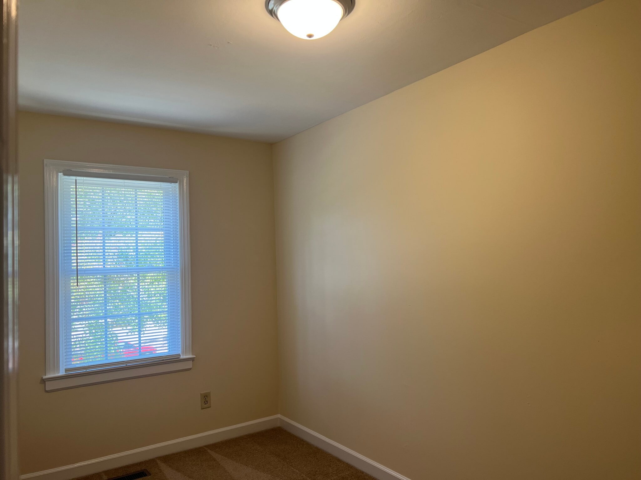 Building Photo - 2505 Saint Christopher Cir SW