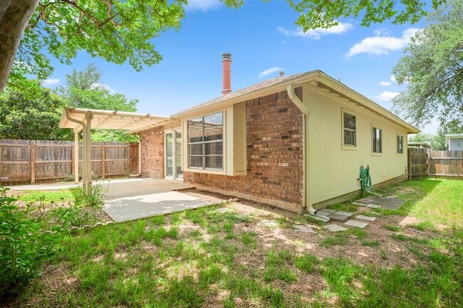 Building Photo - 1212 Dunstan Dr