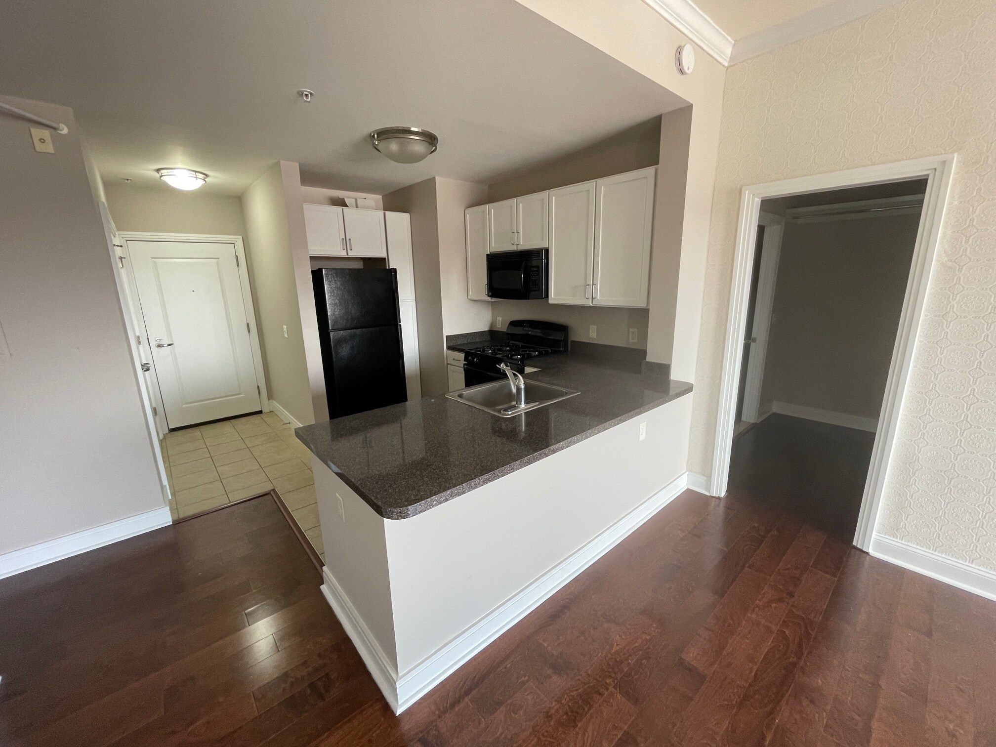 Building Photo - 800 4th St SW