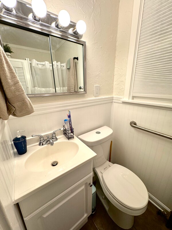 Building Photo - 3023 Harvard Ave