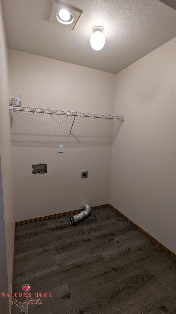 Building Photo - The amenities of an apartment community in a gorgeous home!