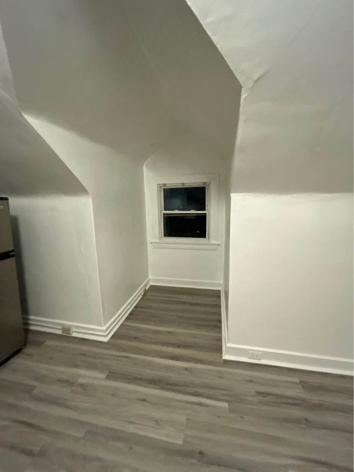 Building Photo - 3421 Trimble Ave