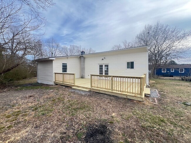 Building Photo - The Home You’ve Been Searching For!