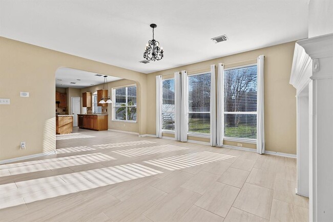Building Photo - 8406 Lofty Ln