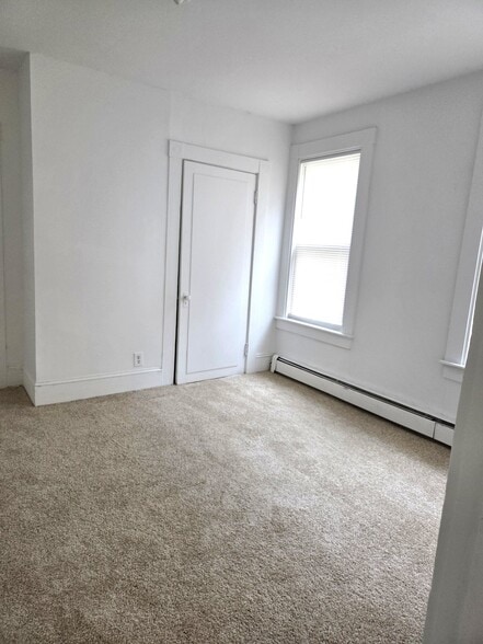 Building Photo - 35 Belknap St