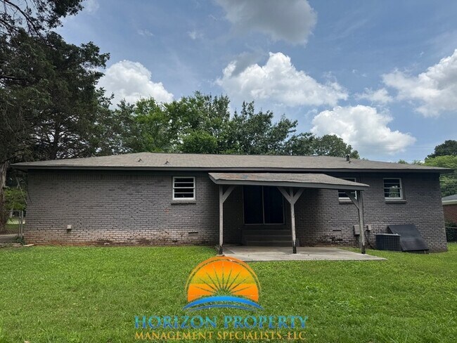 Building Photo - 6117 Colfax Rd NW