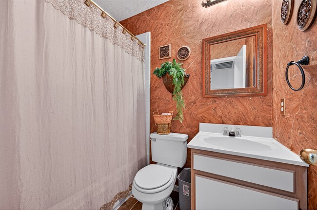 Building Photo - 11525 Teaside Dr