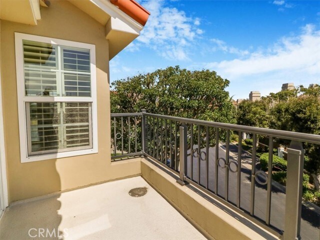 Building Photo - 6062 Panorama Dr