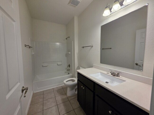 Building Photo - 4/2/2-Mardi Gras Floorplan