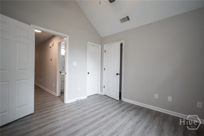 Building Photo - 2400 Rays Church Rd