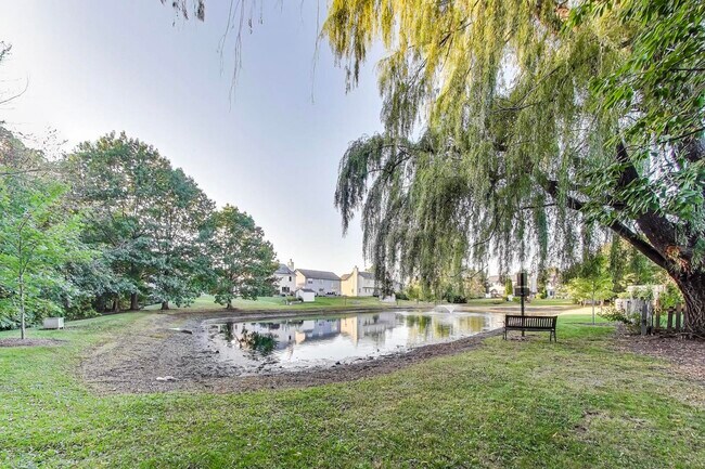 Building Photo - 926 S W Ave