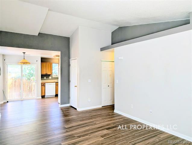 Building Photo - 1617 W 39th Ave